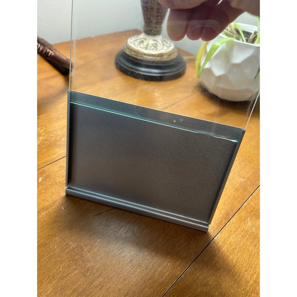 Modern Minimalist Silver Metal L-Stand Picture Frame with Glass 4x6 Tabletop